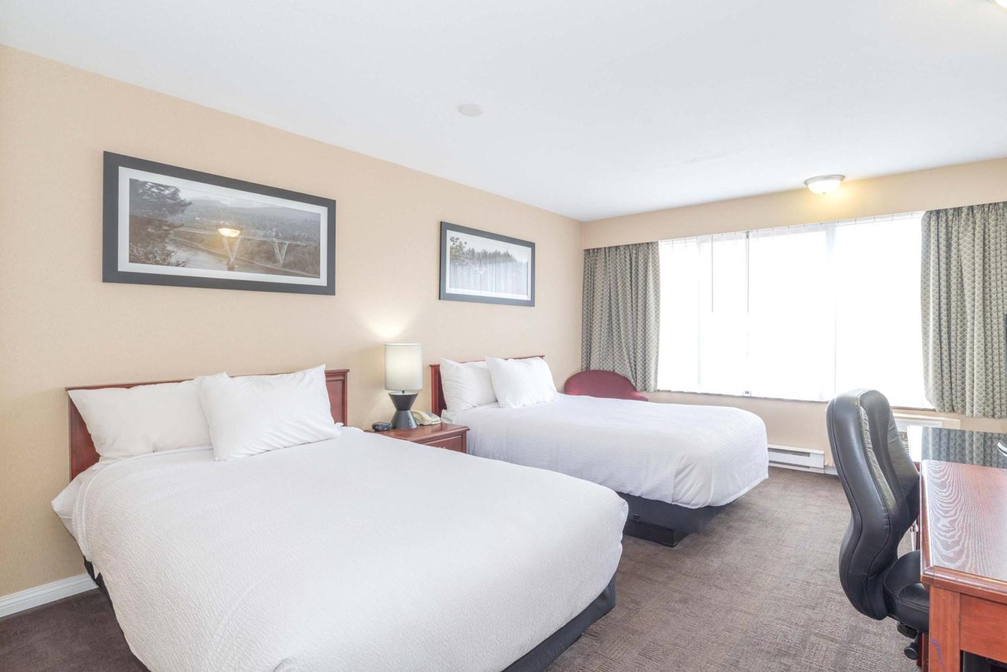 Sandman Hotel קסטלגאר מראה חיצוני תמונה